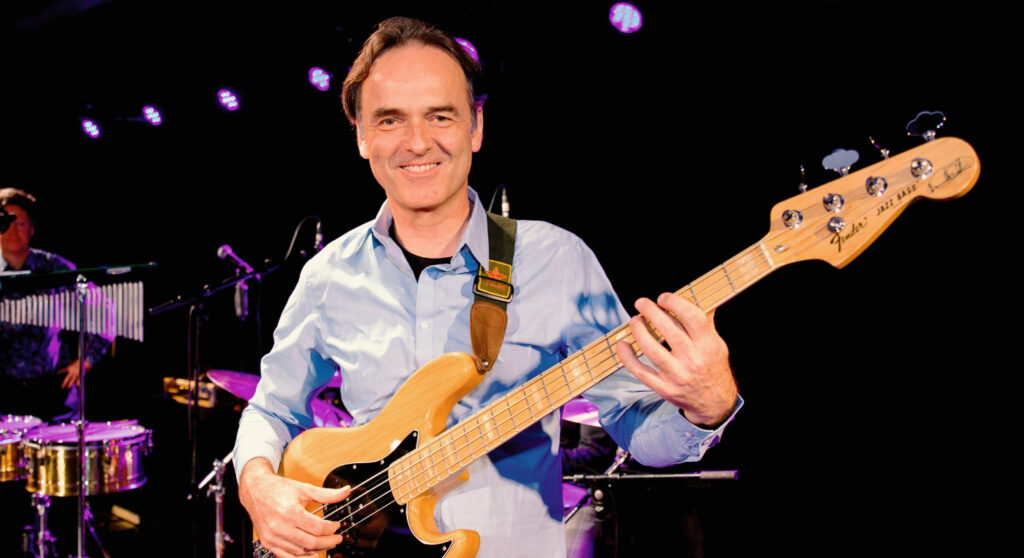 Patrick Scales with bass guitar Syrakus 5.11.2019