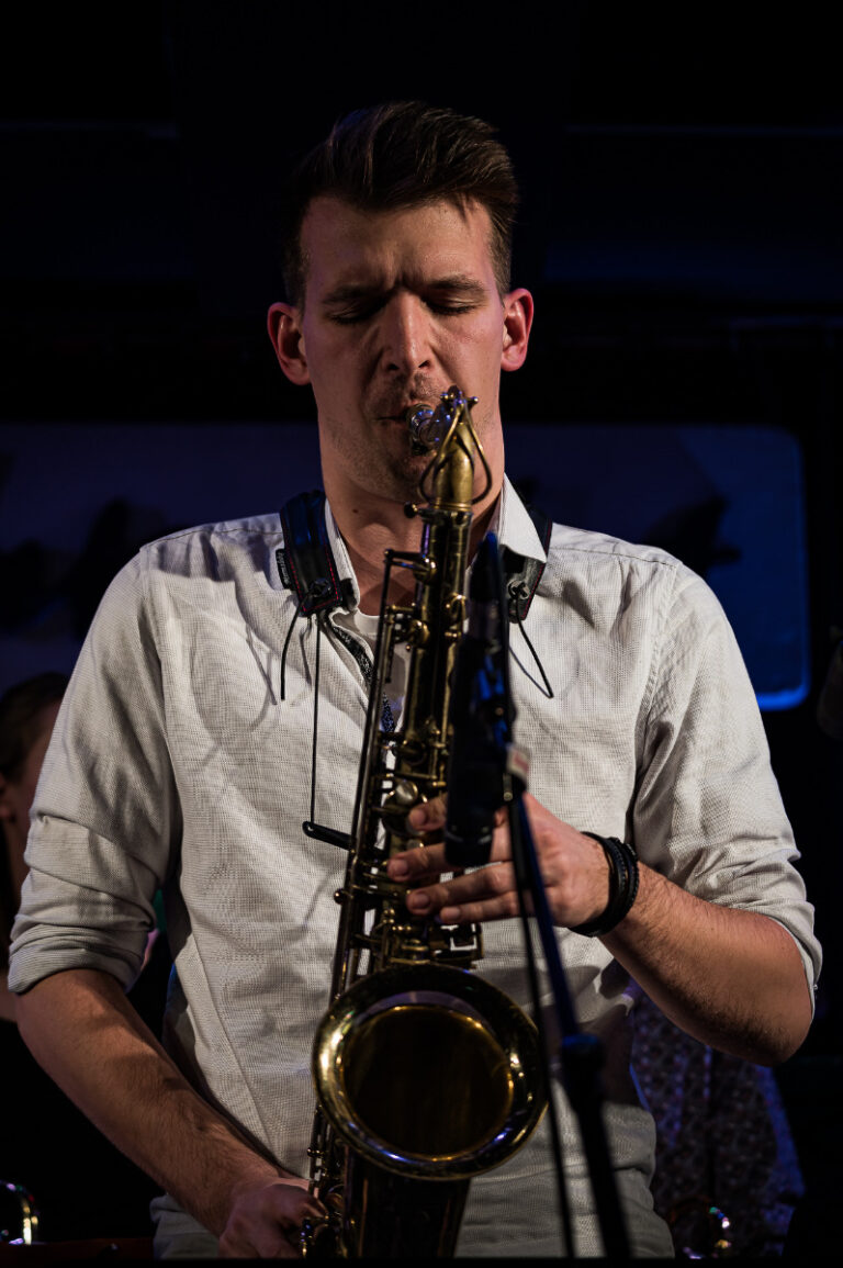 Tom Förster - tenor saxophone